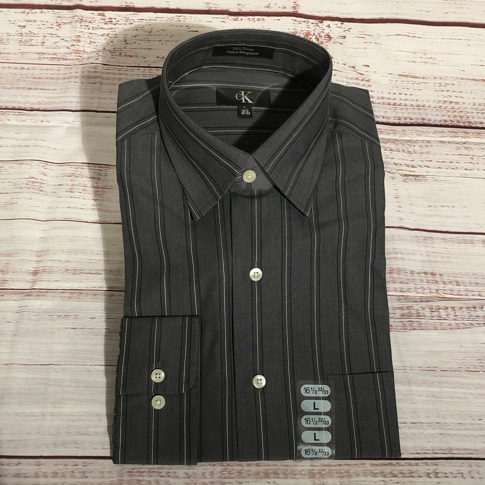 Calvin Klein Men's Charcoal Pinstripe Dress Shirt NWT 16 1/2 size 32/33